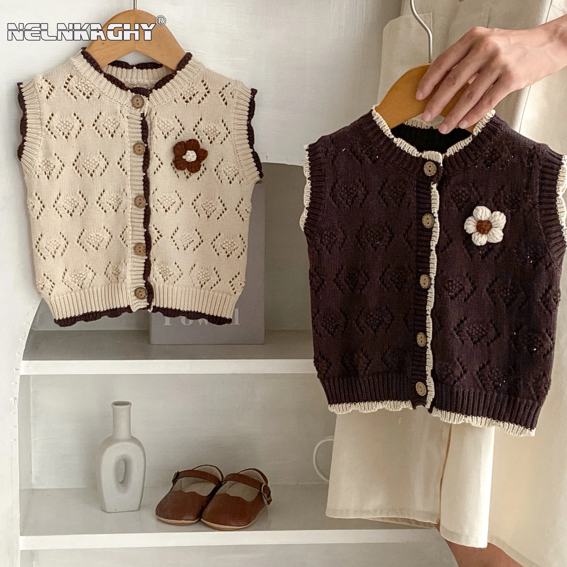 

2023 Autumn Infant Baby Girls Sleeveless Flower Single-breasted Top Vest Newborn Toddler Knitted Clothing Kids Outwear 0-3Y