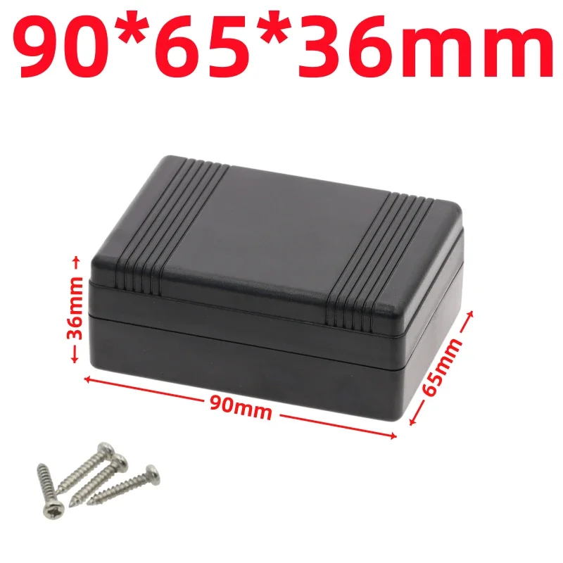 

Черный пластиковый бокс для инструментов