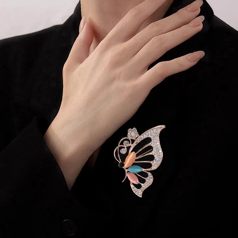 Изысканная брошь с цирконом и опалом-бабочкой в виде насекомых булавка для