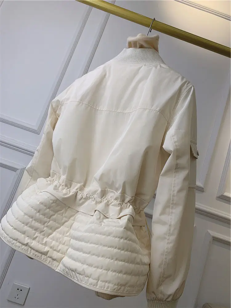 Женская спортивная куртка свободного кроя с карманами