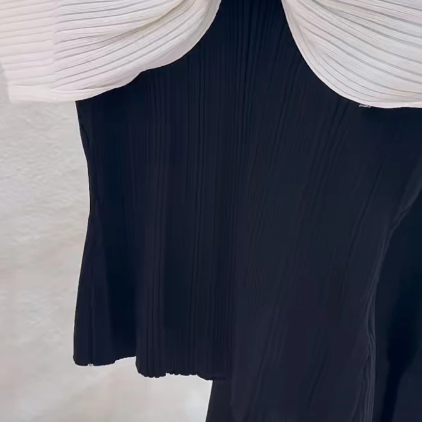 Белый свитер топ с бантом женская черно-белая Соблазнительная Милая вязаная