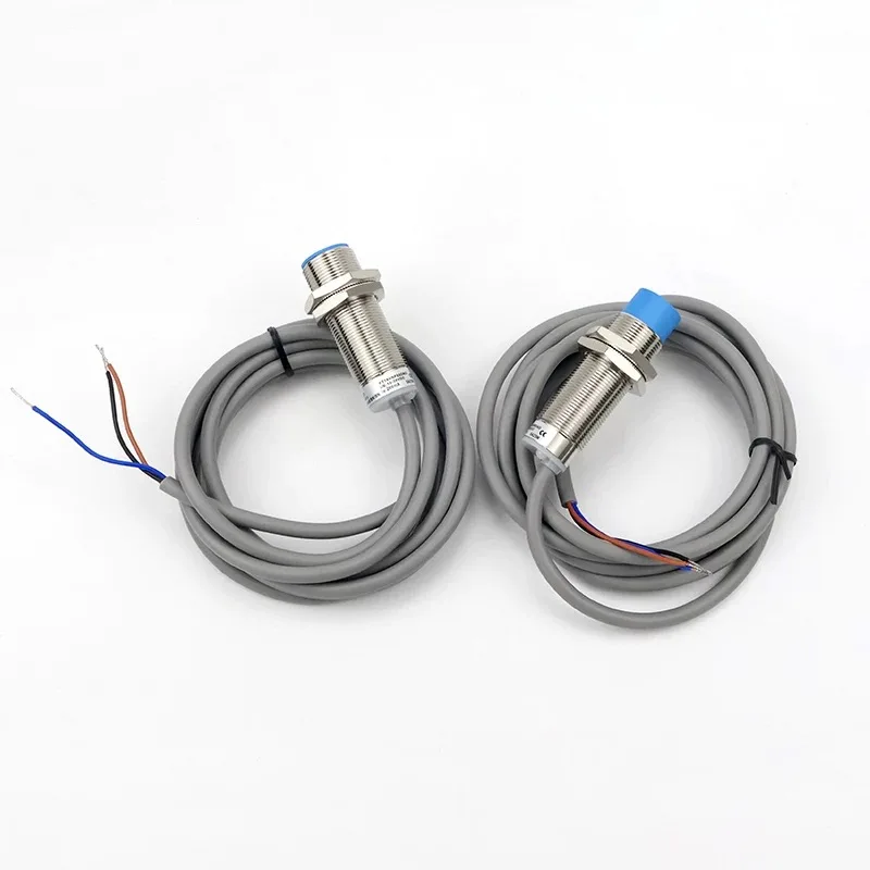 Фото Индуктивный датчик приближения GT12GS-04BPB, ультракороткий, широкотемпературный, с дистанцией срабатывания 4 мм, для скрытого монтажа, выход PNP NC №3
