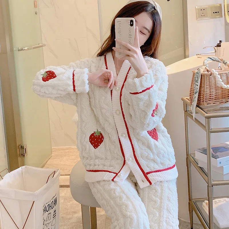 Women's Flannel Pajama Set Cute Cartoon Bow Strawberry Loose Pajamas Winter Thick Warm Coral Fleece Loungewear Two-piece