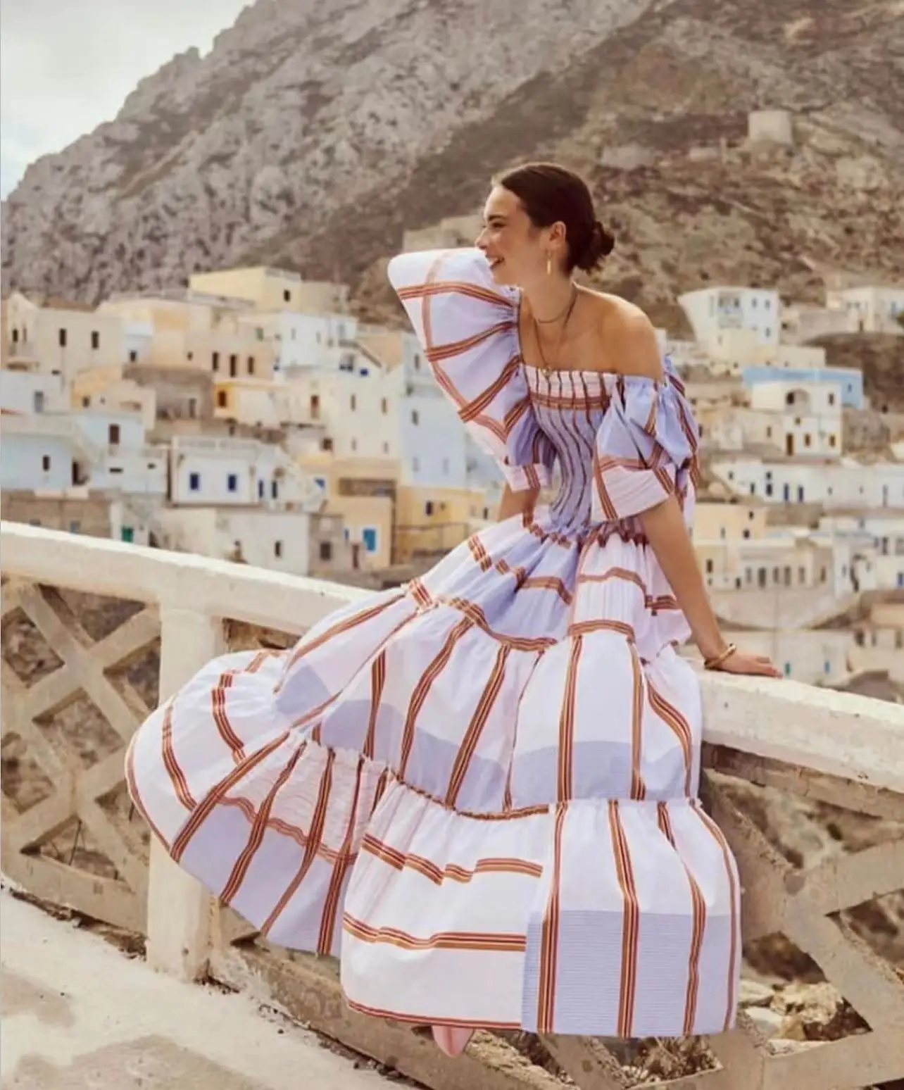 

Женское льняное платье до середины икры, элегантное желтое платье белого цвета с принтом пейсли, пуговицами спереди и V-образным вырезом, ле...