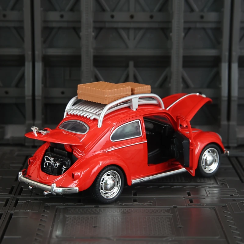 Фото Модель автомобиля Volkswagen Beetle из сплава 1:32, двери с обеих сторон, которые можно открыть, а также передний капот и дверь багажника можно открыть. №3