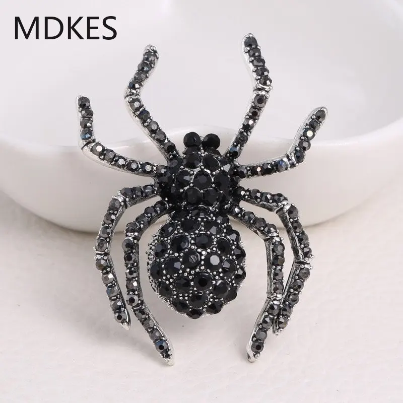 

Retro Black Rhinestone Spider Brooch Delicate Creative Insect Alloy Brooches Clothing Accessories