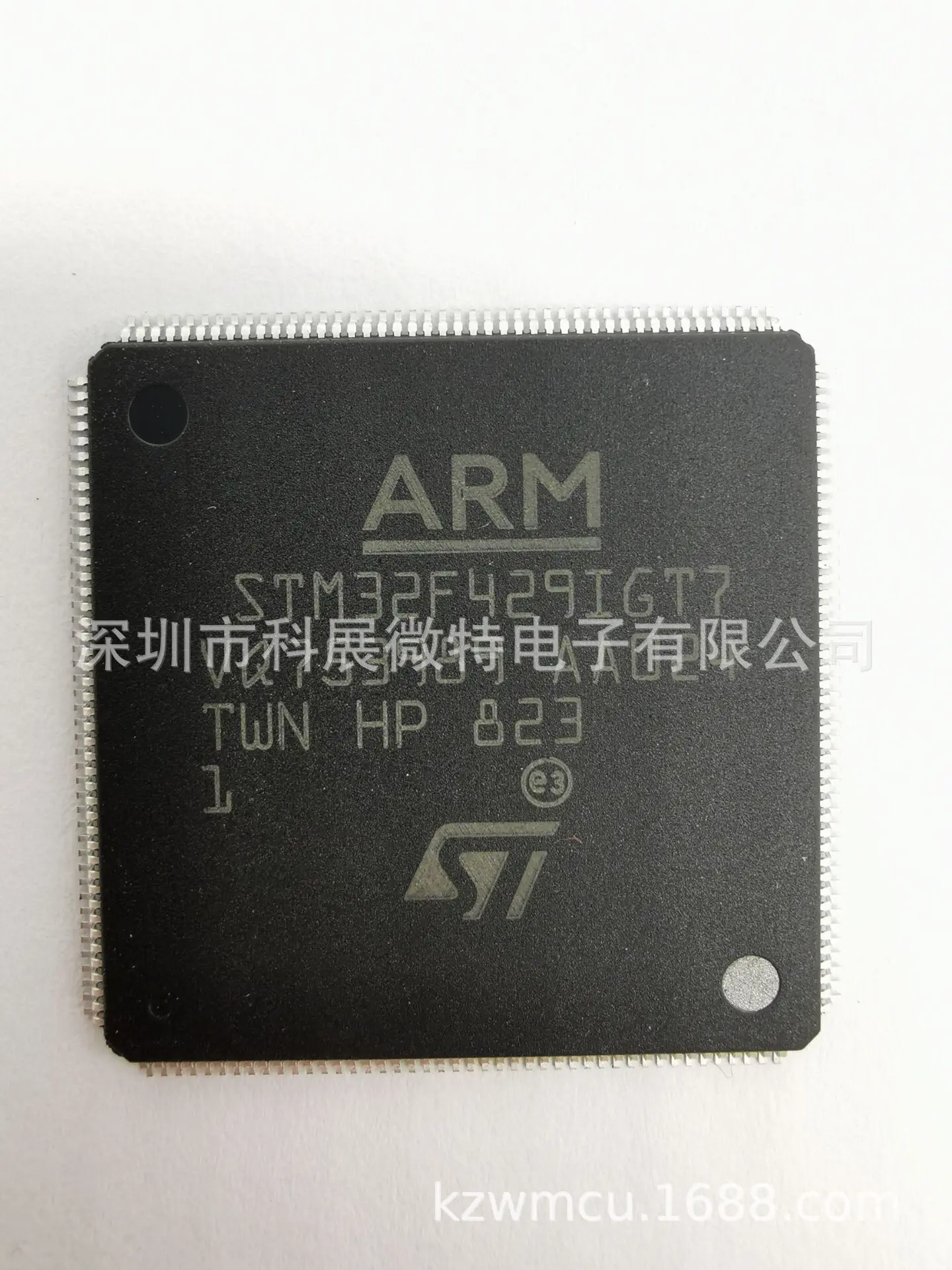 

Оригинальный Новый встроенный чип STM32F429IGT7 32F429IGT7