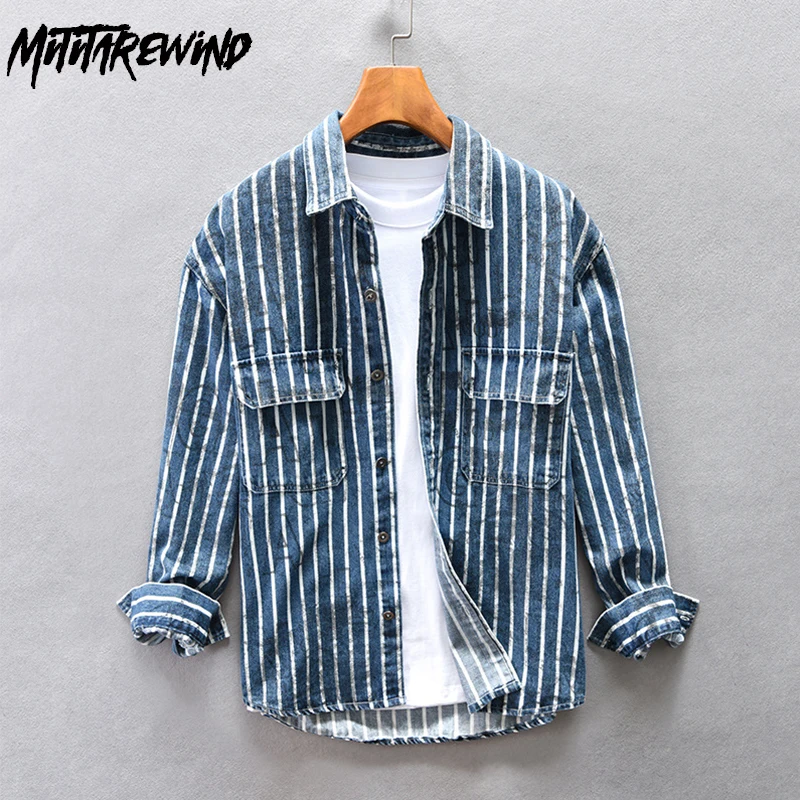 

Новая мужская джинсовая рубашка с длинным рукавом, молодежная уличная одежда, полосатые рубашки с карманами, в японском стиле, Свободные повседневные мужские топы