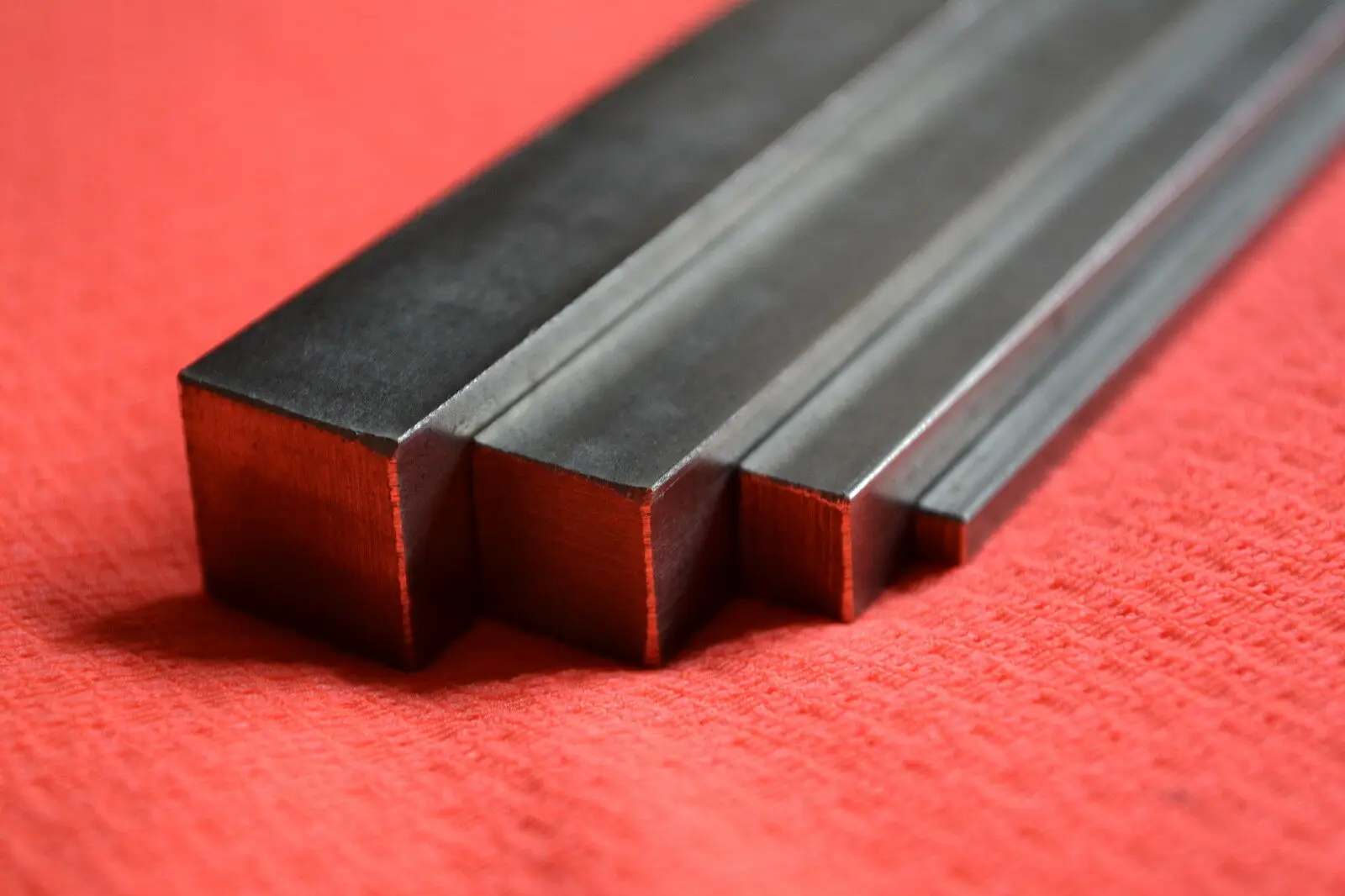 

2pcs 300mm 304 Stainless Steel Square Bar Rod MODEL MAKERS 5mm 6mm 7mm 8mm 10mm 12mm 15mm 18mm Flat Shaft Stock Customize L