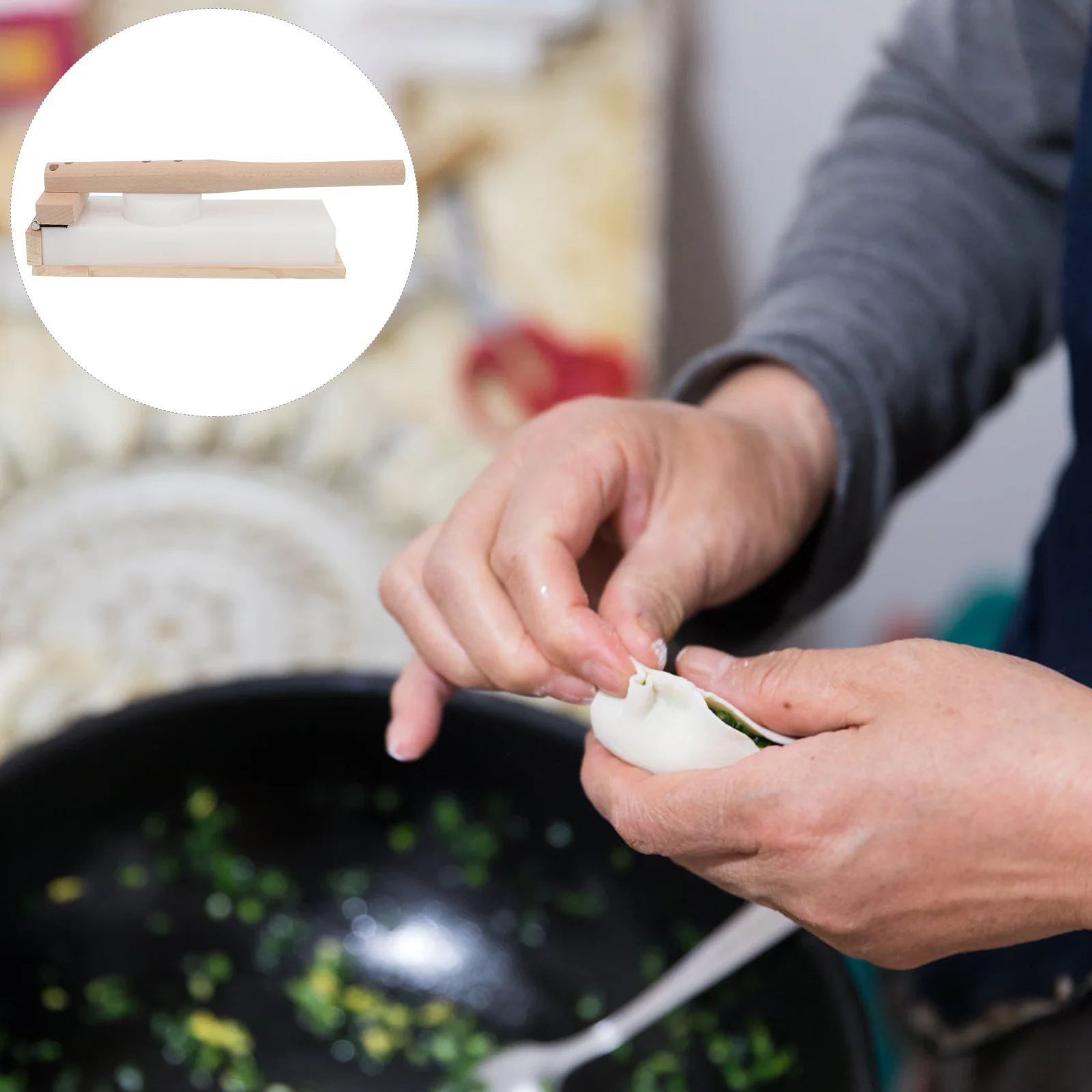 

Dumpling Wrapper Presser Dough Manual Pressing Mold Dumpling Skin Making Gadget