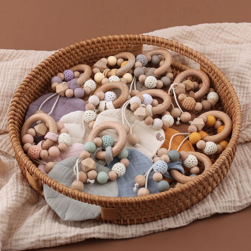

Baby Wooden Teether Ring with Leaves Shape Absorbent Cloth Towel Blanket Rattle Beads Molar Toy Nursing Soother Newborn Infant T
