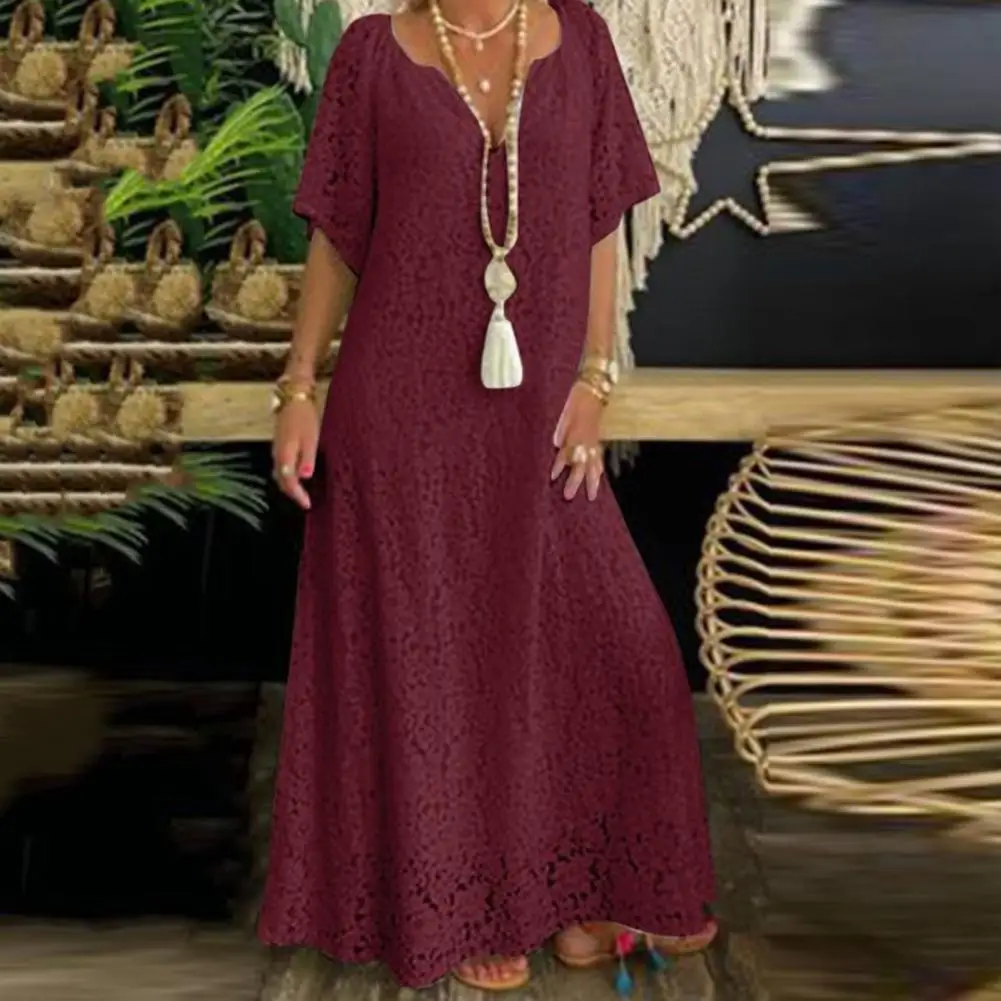 

This dress for women is made of polyester with high elasticity, the fabric is soft and comfortable.