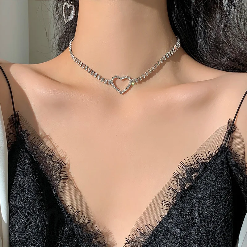 

Simple Temperament Sliver Crystal Hollow Heart Choker Necklace for Women Korean Fashion Chic Daily Party Collar Choker Jewelry