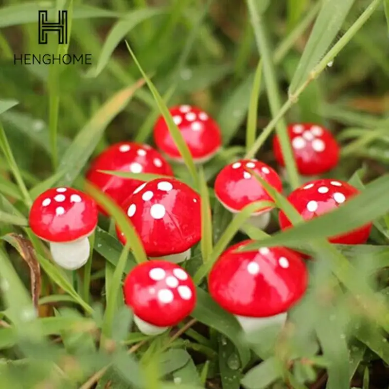 

8pcs/10Pcs Artificial Mini Mushroom Miniatures Fairy Garden Moss Terrarium Resin Crafts Decorations Stakes Craft 2cm