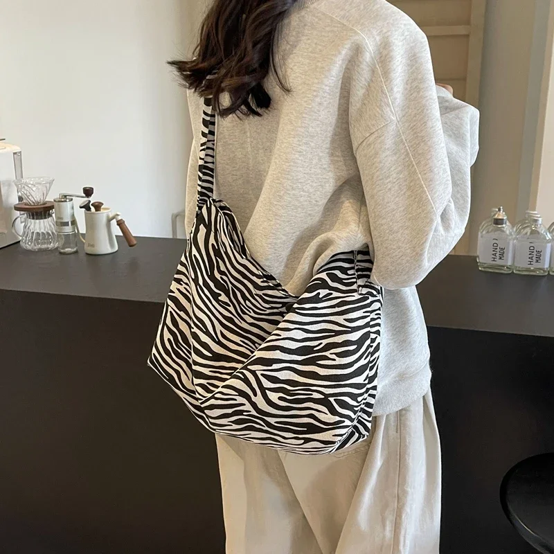 Высококачественная женская сумка с леопардовым узором парусиновая модная через