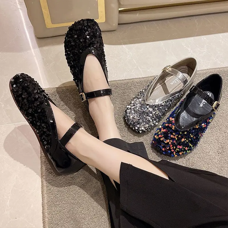 Wide Leg Fit Mary Janes Shoes for Women 2023 V-shape Shallow Sequin Flats Female Mom Flat Glitter Loafers Womens Ballerina Shoes