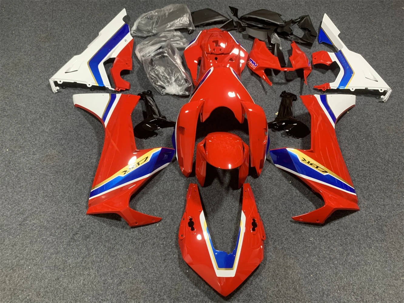 

Обтекатель для мотоцикла Подходит для Honda CBR1000RR 17-19 лет CBR1000 2017 2018 2019 обтекатель Золотой синий красный белый