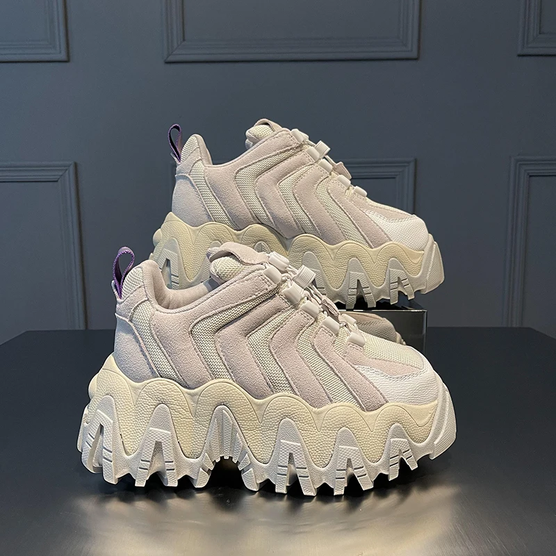 

European station spring new daddy shoes women's thick-soled platform shoes leather big wave bottom ins tide casual