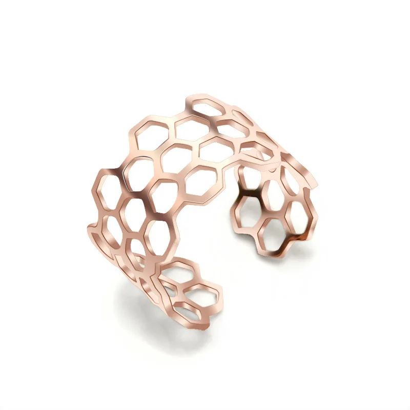 

Personality Rings Woman Stack Honeycomb Rings Skeletonized Opening Rings Stainless Steel Rose Gold Color Allergy Prevention Ring
