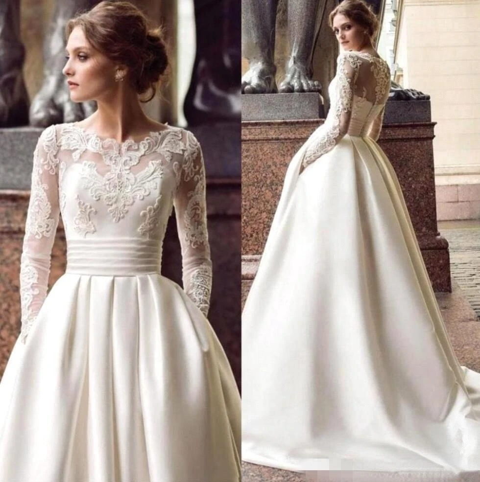 Vintage Ivory Satin Lace Appliqued Bateau Long Sleeves Wedding Dresses Luxury Plus Size Bridal Gown Vestios De Novia