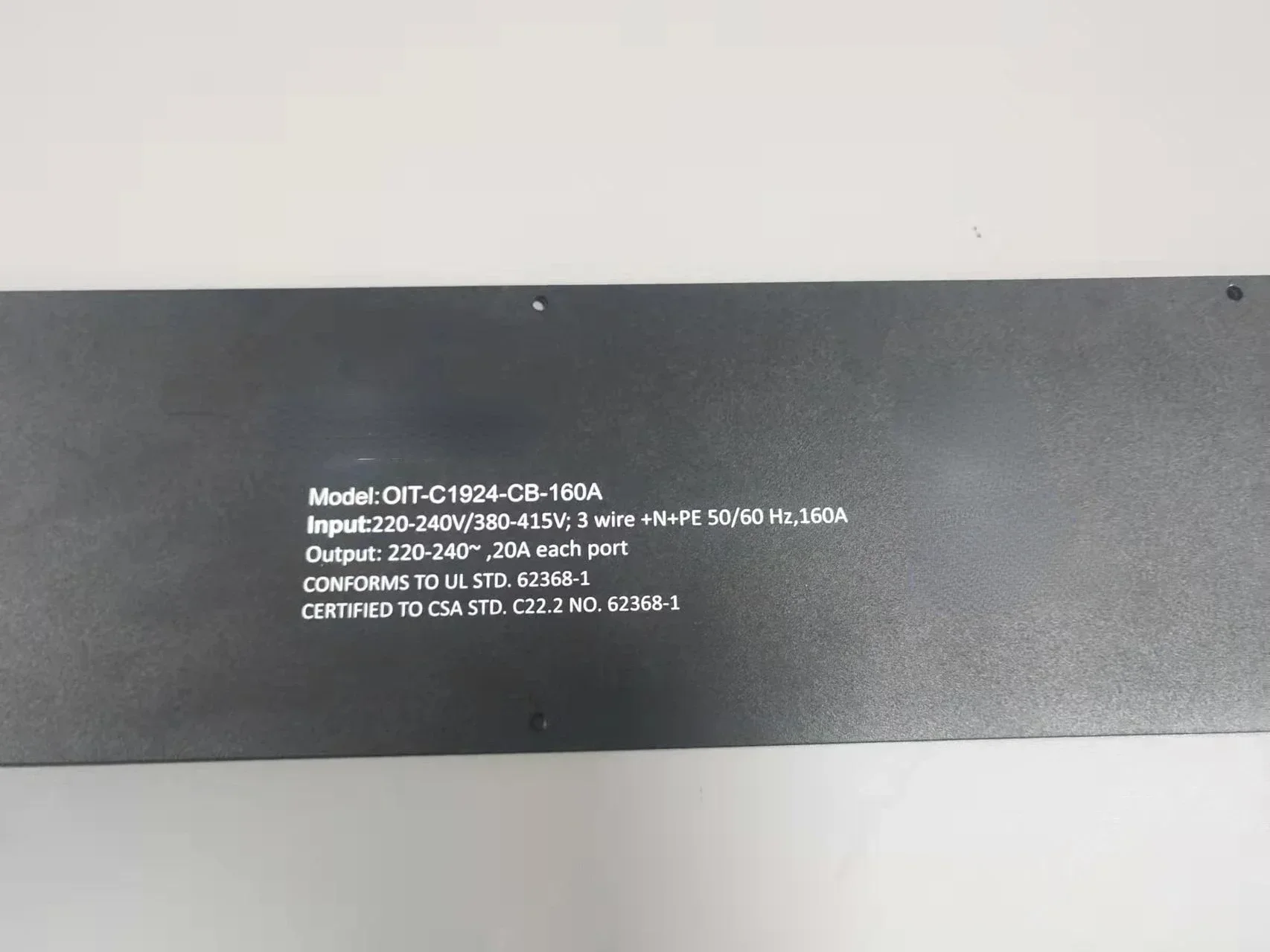 ETL 3-фазный PDU 415 В 220 C19 Розетка Монтаж в стойку Блок распределения питания