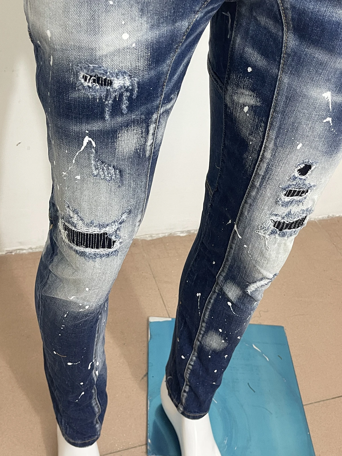 2023 spring and autumn new jeans d2 jeans slim foot casual micro-bullet stitching holes patch paint point
