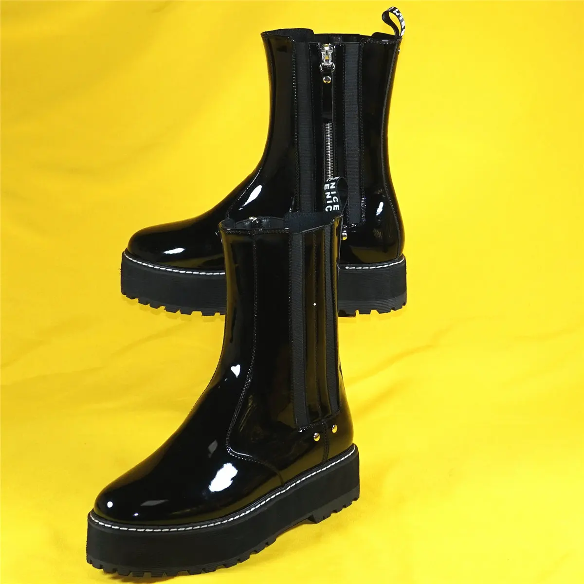 High Top Fashion Sneakers Women Black Patent Leather Ankle Boots Female Winter Warm Round Toe Platform Pumps Shoes Casual Shoes