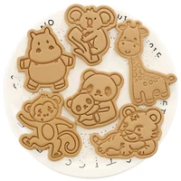 4pcsset animal series plastic biscuit spring cookie mold elephant lion bear plunger paste sugar craft die biscuits baking tools
