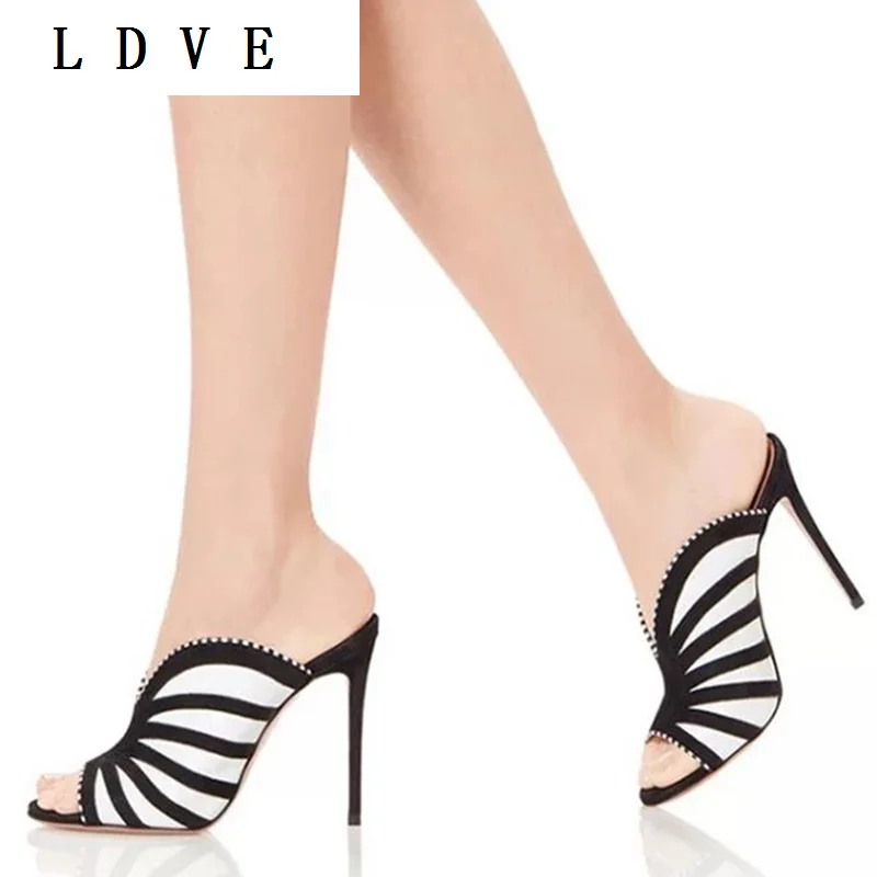 

Мюли женские на тонком каблуке, летние шлепанцы в полоску, с открытым носком, без застежки, туфли-лодочки, черные, Размеры 35-40