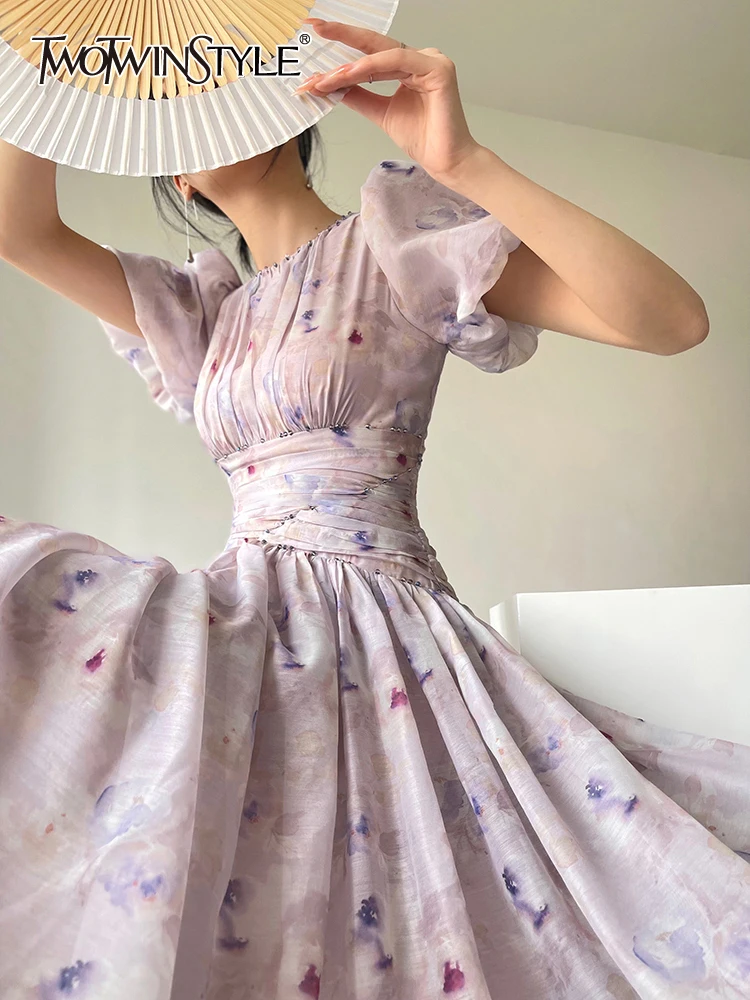 

Женское разноцветное платье TWOTWINSTYLE, разноцветное лоскутное платье с вышивкой и рукавами-фонариками, с круглым вырезом и высокой талией