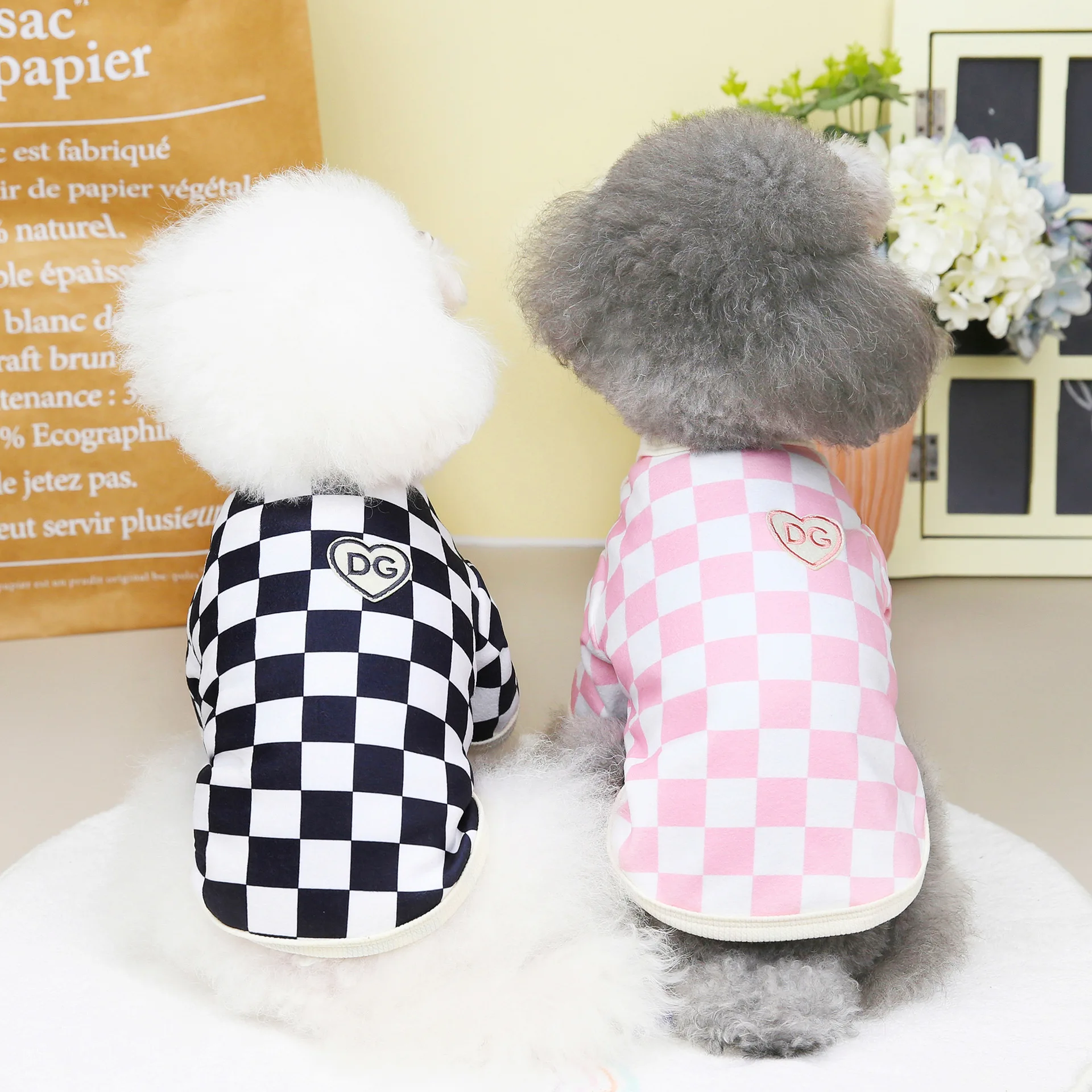 Pet Clothes Dog Cats Autumn and Winter Two Leg Flannel Checkered Bottoming Shirt Home Clothes Pet Pajamas
