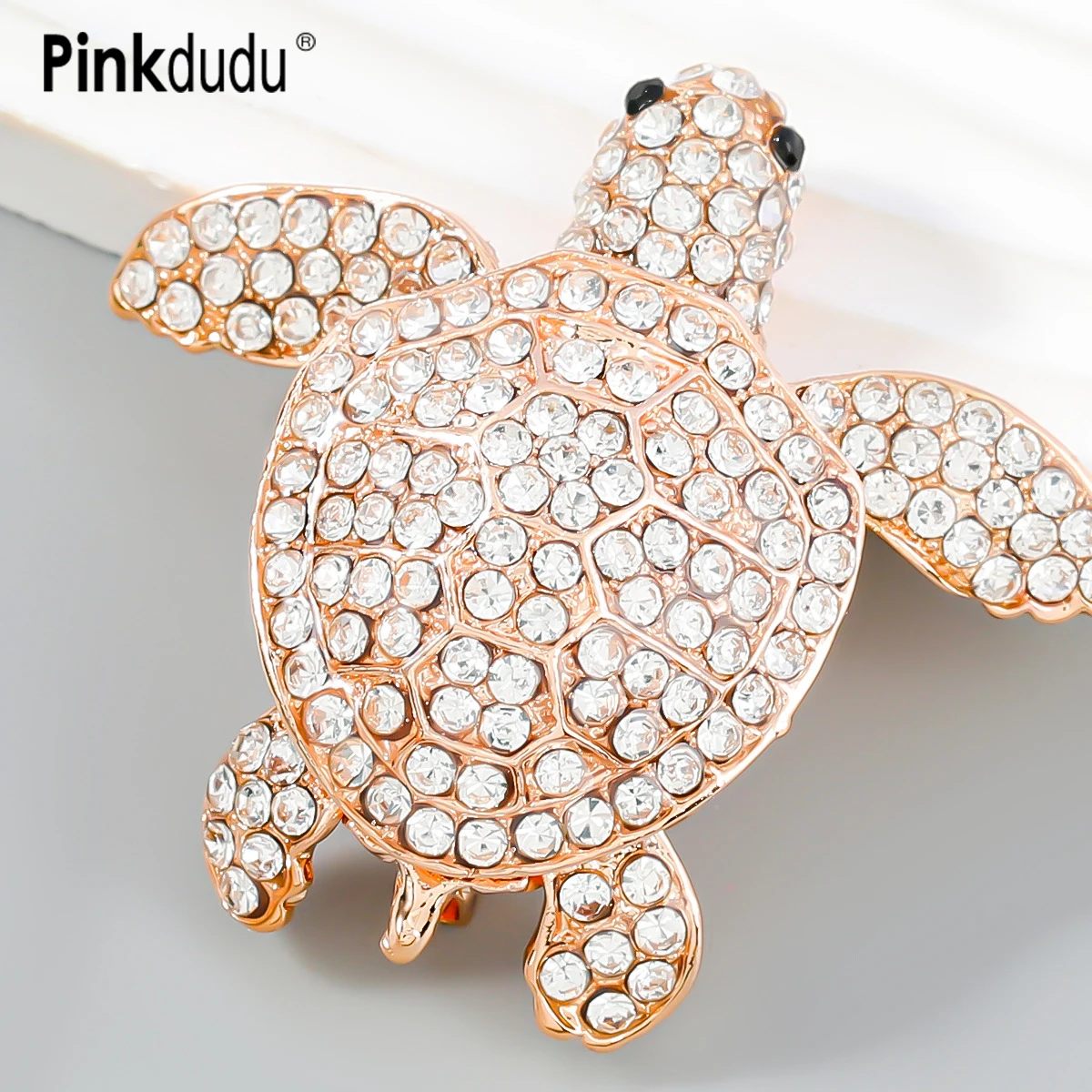 

Pinkdudu Fashion Turtle Rhinestone Brooch Cute Animal Image Alloy Brooch for Women Jewelry Gifts PD951
