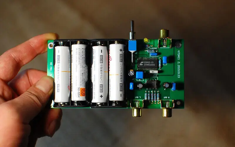 

Классическая плата TDA1543 DAC (коаксиальный вход) без батареи