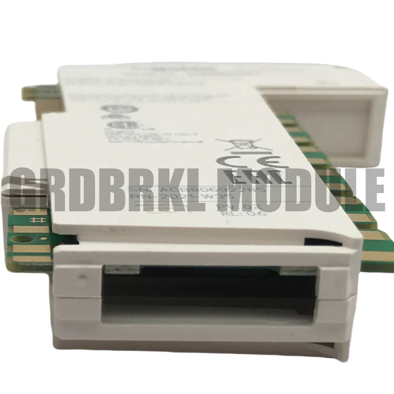 Совершенно новый оригинальный TM5SDO12T TM5SDI12D BMXNOE0100