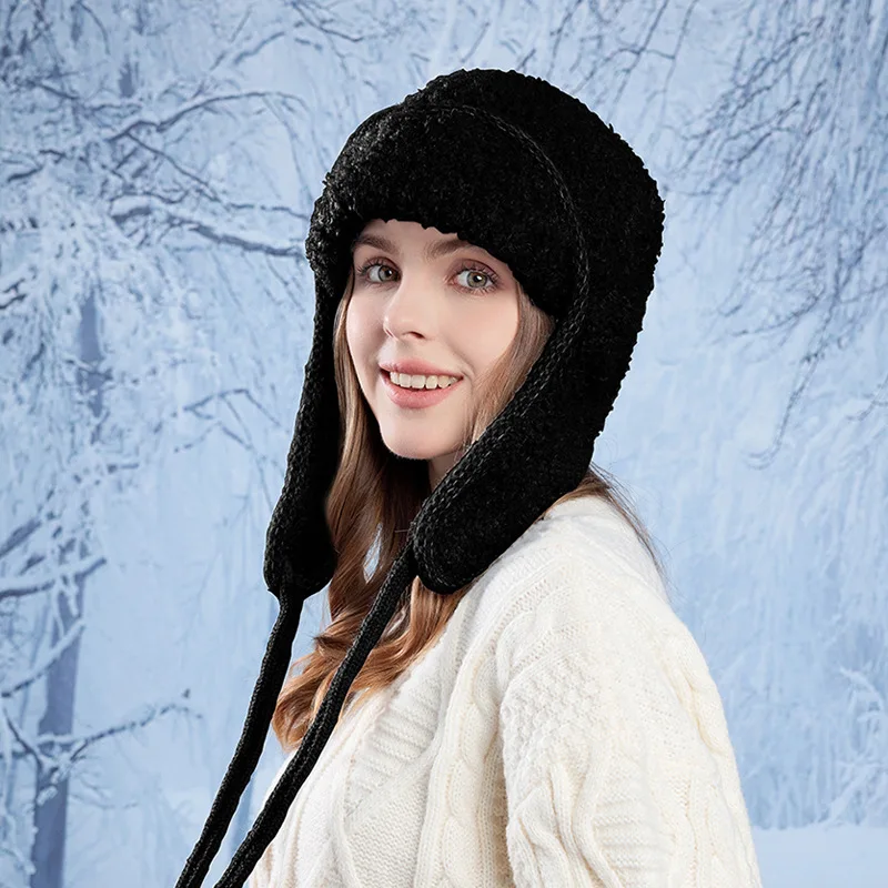 Теплая вязаная шапка женская осенне-зимняя модная универсальная с защитой ушей