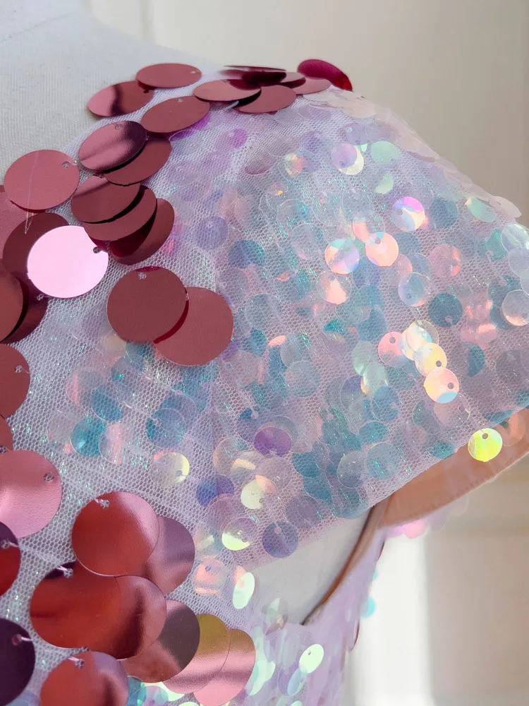 XIWEN лоскутное платье с блестками контрастного цвета без рукавов высокой талией