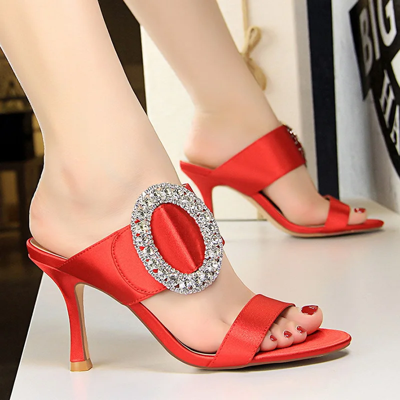 

Women High Heels Classic Pumps Crystal Sandals Sexy Wedding Shoes Slippers New Party Diamond Satin