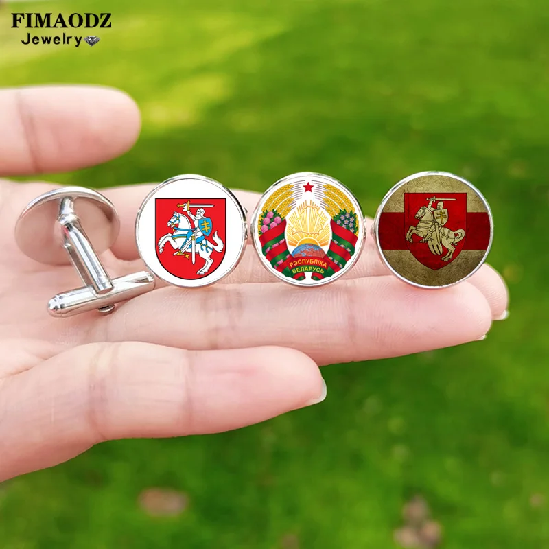 Белые запонки с рыцарем, высококачественные металлические запонки в виде флага республики Беларусь со стеклянным драгоценным камнем, мужские аксессуары для рубашек, подарок Белые запонки с рыцарем, высококачественные металлические запонки в виде флага республики Беларусь со стеклянным драгоценным камнем, мужские аксессуары для рубашек, подарок