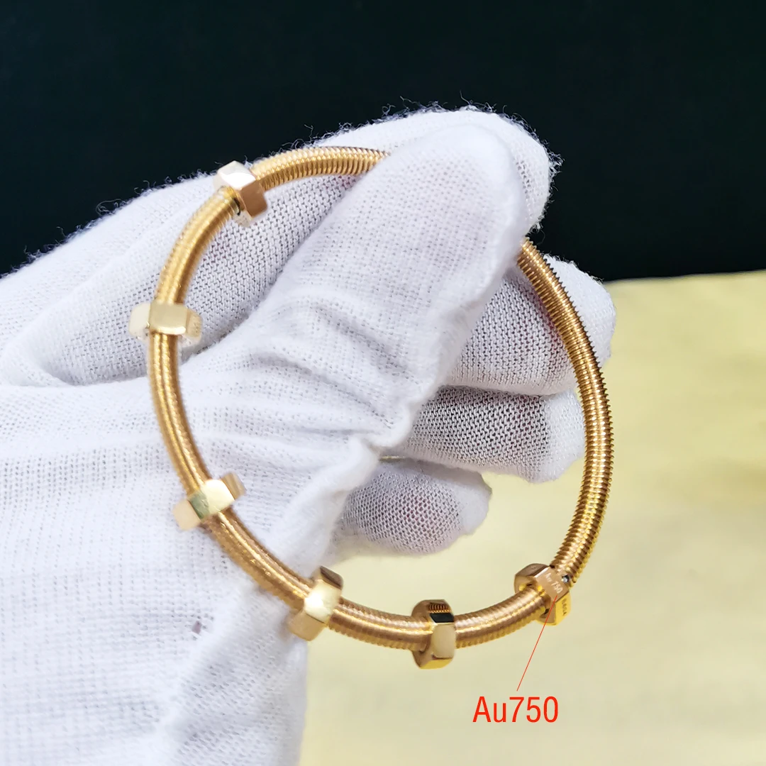 

New In Nut Bracelet for Women Fashion Jewelry Bangles for Women Top 2023 Designer Same Style Free Shipping Items Charm Bracelets