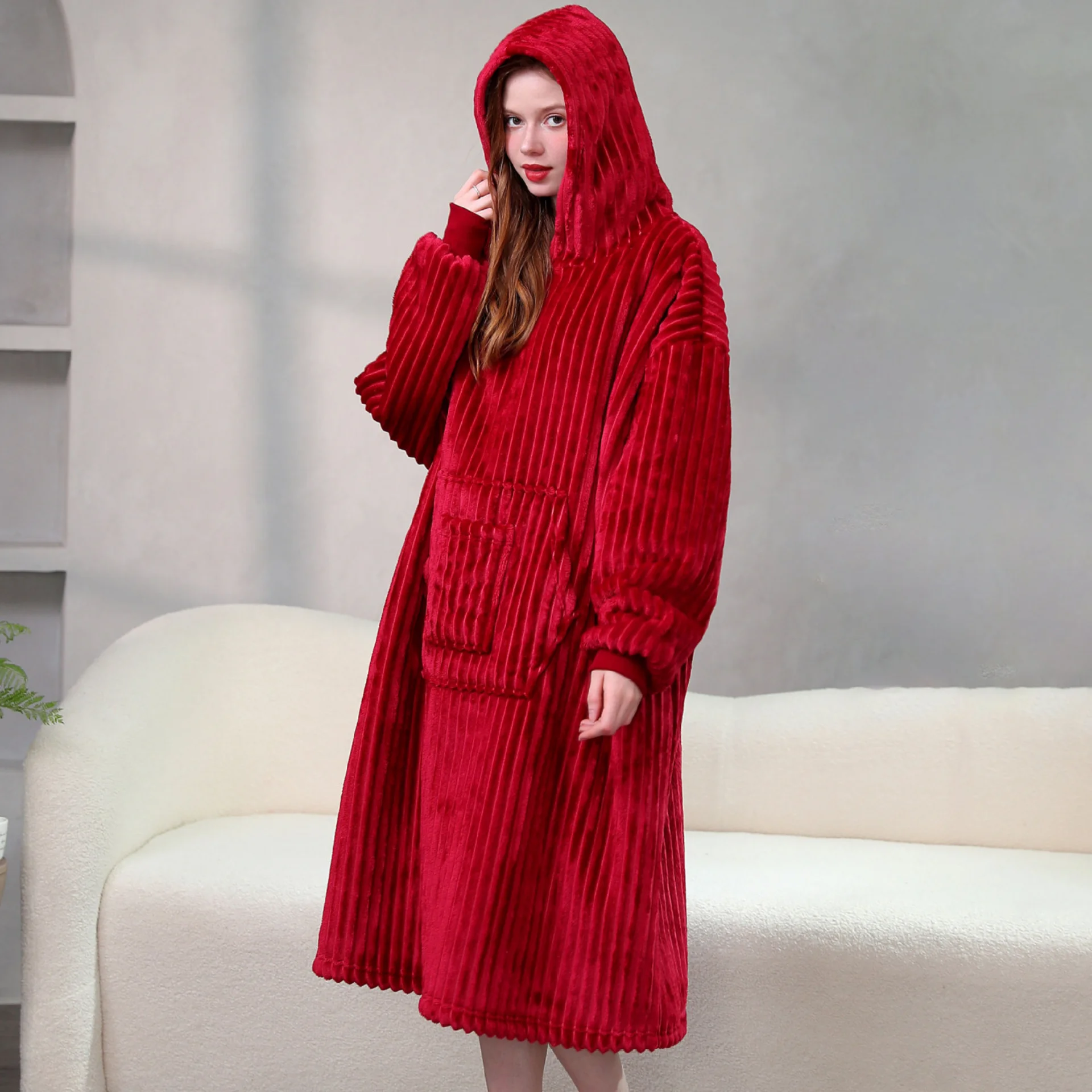 Женская фланелевая ночная рубашка с капюшоном свободного покроя