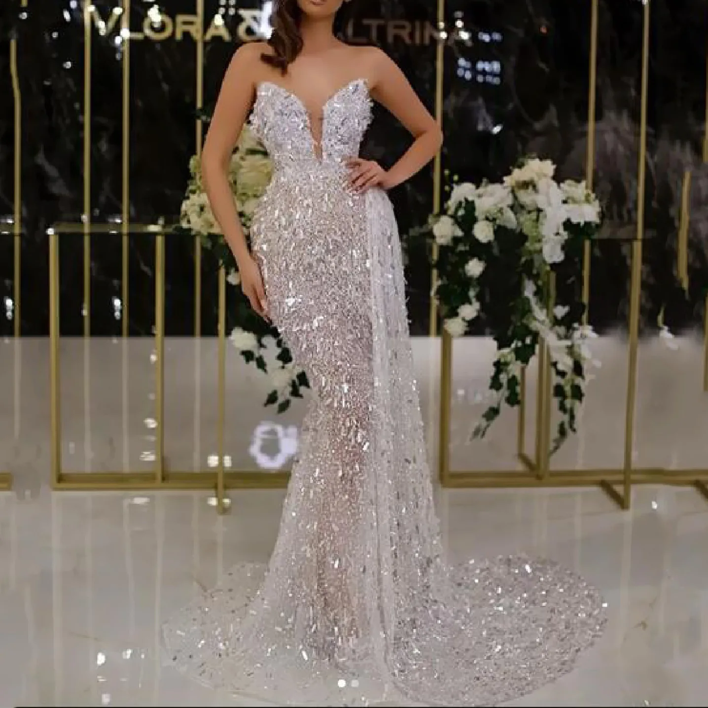 2023 New Summer Women's Fashion Sexy Temperament Sequins Mermaid Evening Dress Sleeveless V-neck Elegant Tailing Gown