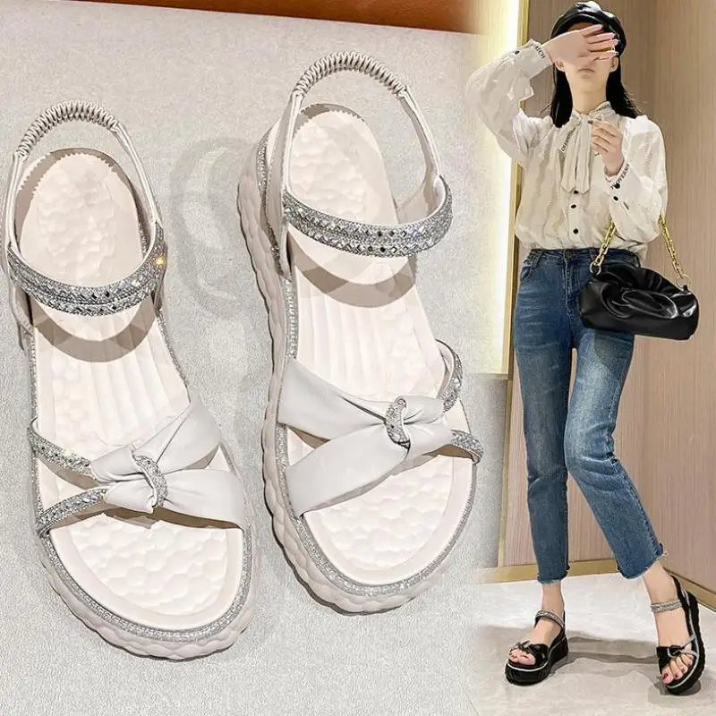 

Sandals Female Fairy Wind 2022 New Summer College Students Middle-heeled Bright Diamond Flat-bottomed Roman Shoes Ins