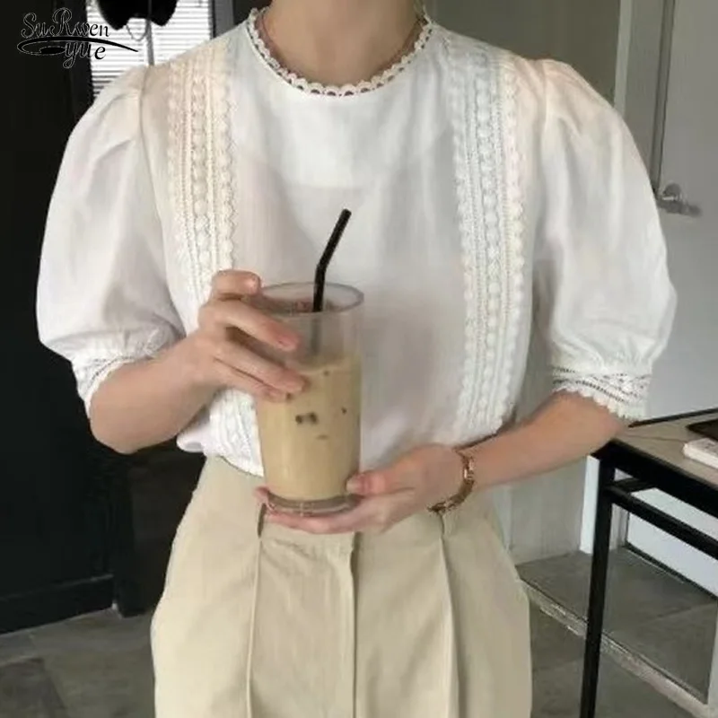 

Casual puff Sleeve Loose Tops Summer New Flowers Lace Cotton Women's Blouse O Neck Shirts Fashion Embroidered White Blusas 21110