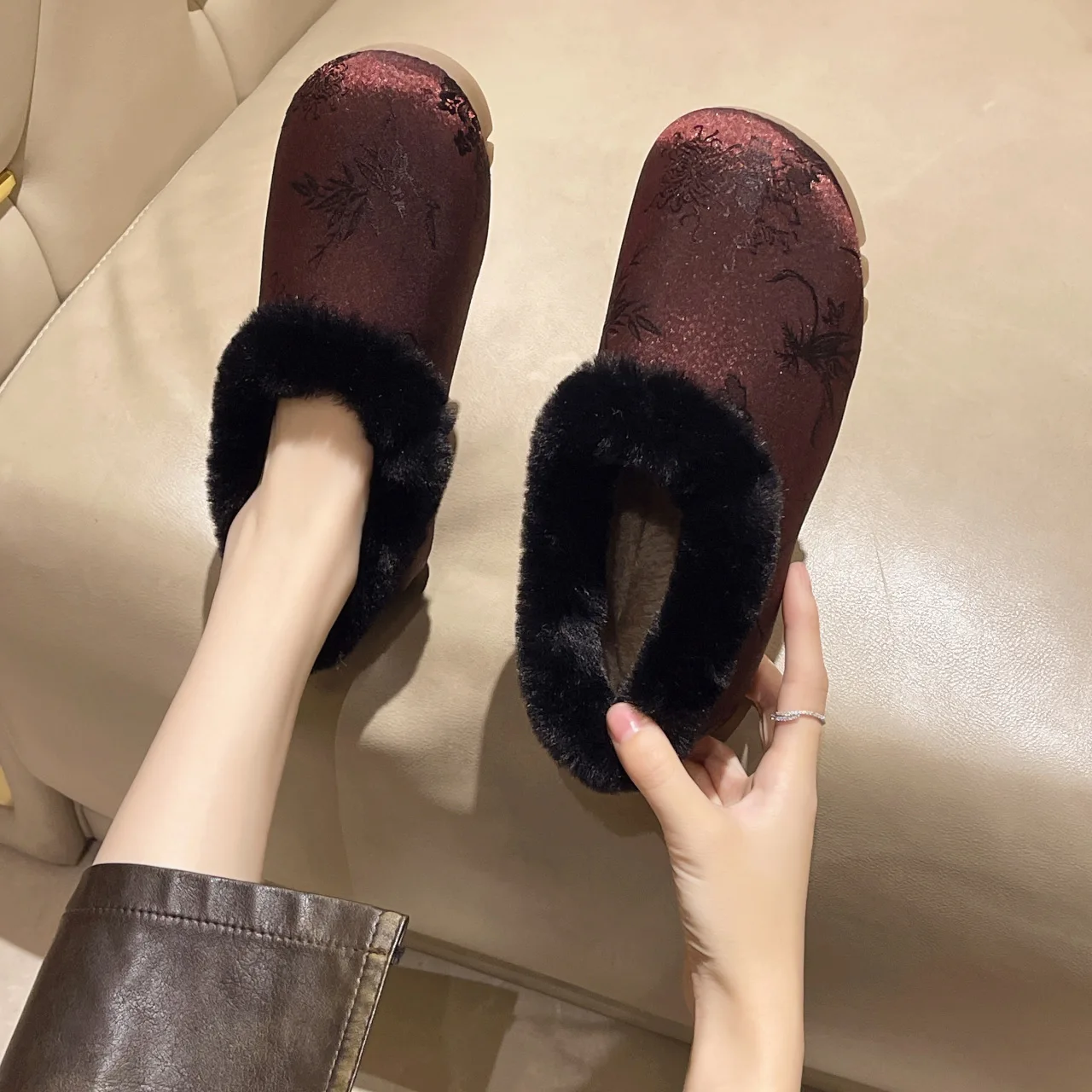 Туфли на плоской подошве с низким содержанием флока женские зимние тапочки