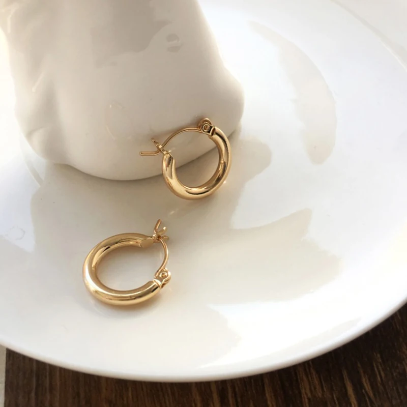 Серьги из нержавеющей стали Невероятные приключения Джоджо Ушные Кольца