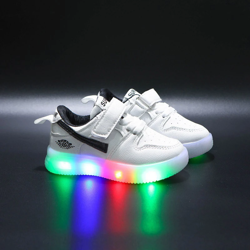 2023 New Brands Fashion Children Casual Shoes LED Lighted Leisure Kids Sneakers Classic Sports Baby Boys Girls Tenis