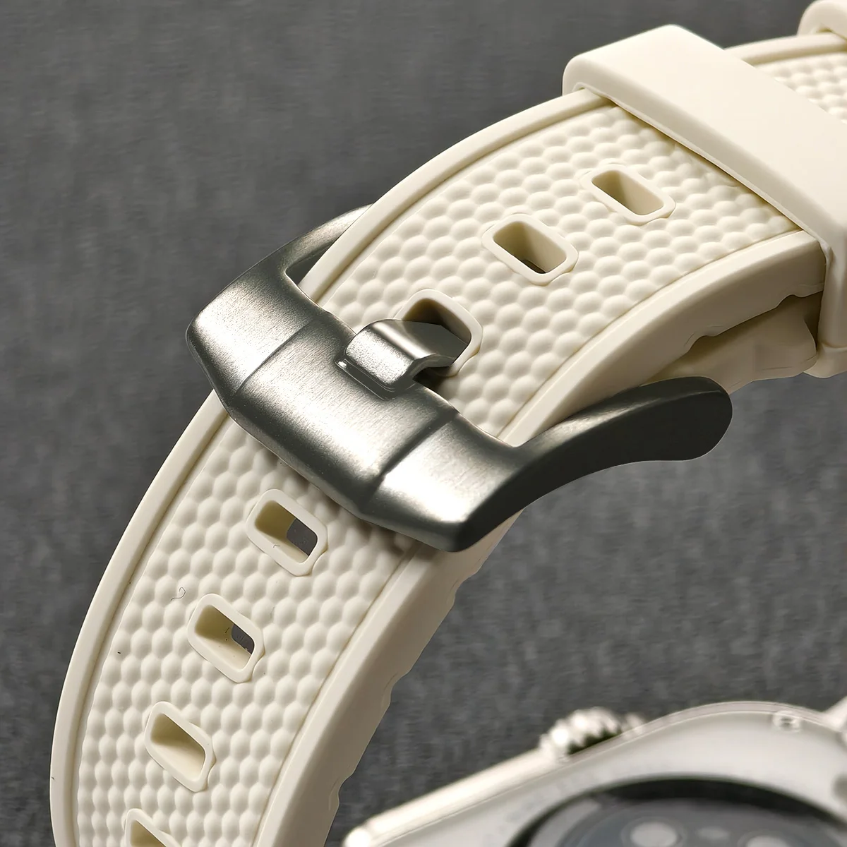 Силиконовый ремешок для Apple Watch Band 49 мм 45 44 42 металлический разъем спортивный