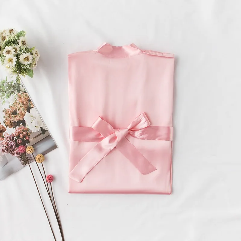 

Robe Satin Kimono Women Solid Bride Wedding Bathrobe Team with Belt Sexy Nightshirt Sleepwear Bridesmaids Dresses Home Clothing