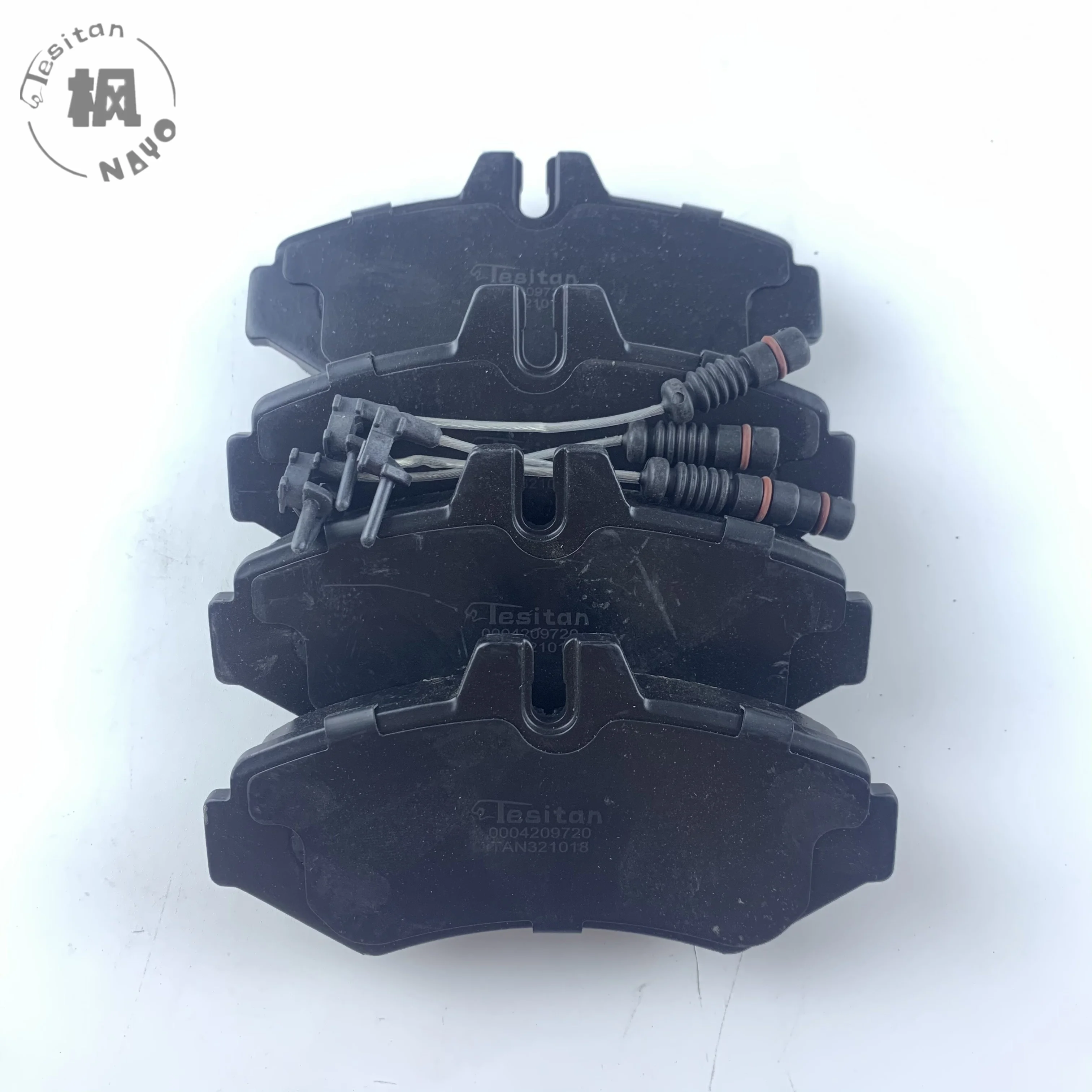 

Задняя Тормозная колодка для Φ (W463) OE 0004209720