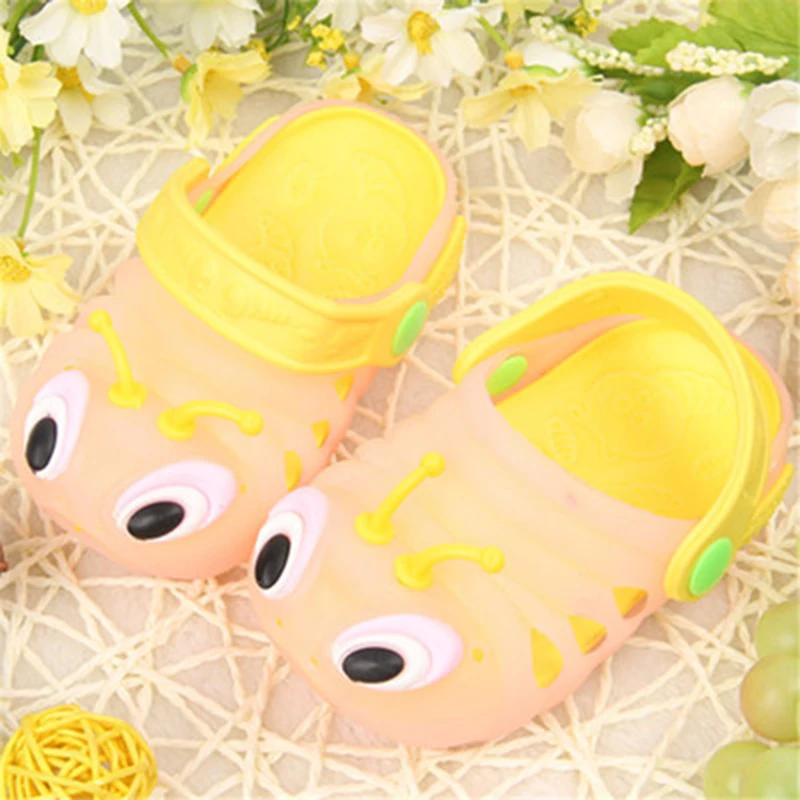 Сандалии для маленьких мальчиков и девочек Нескользящие с дырками летняя обувь